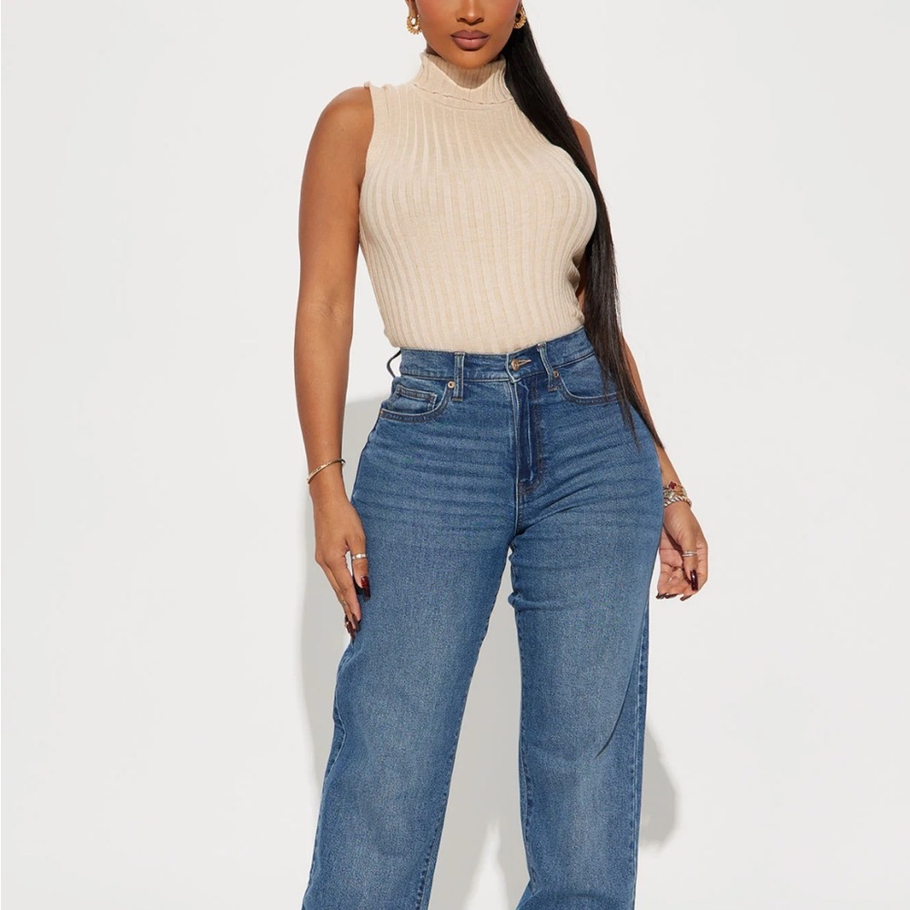 Tall Night Out In Paris Straight Leg
Jeans - Medium Blue Wash